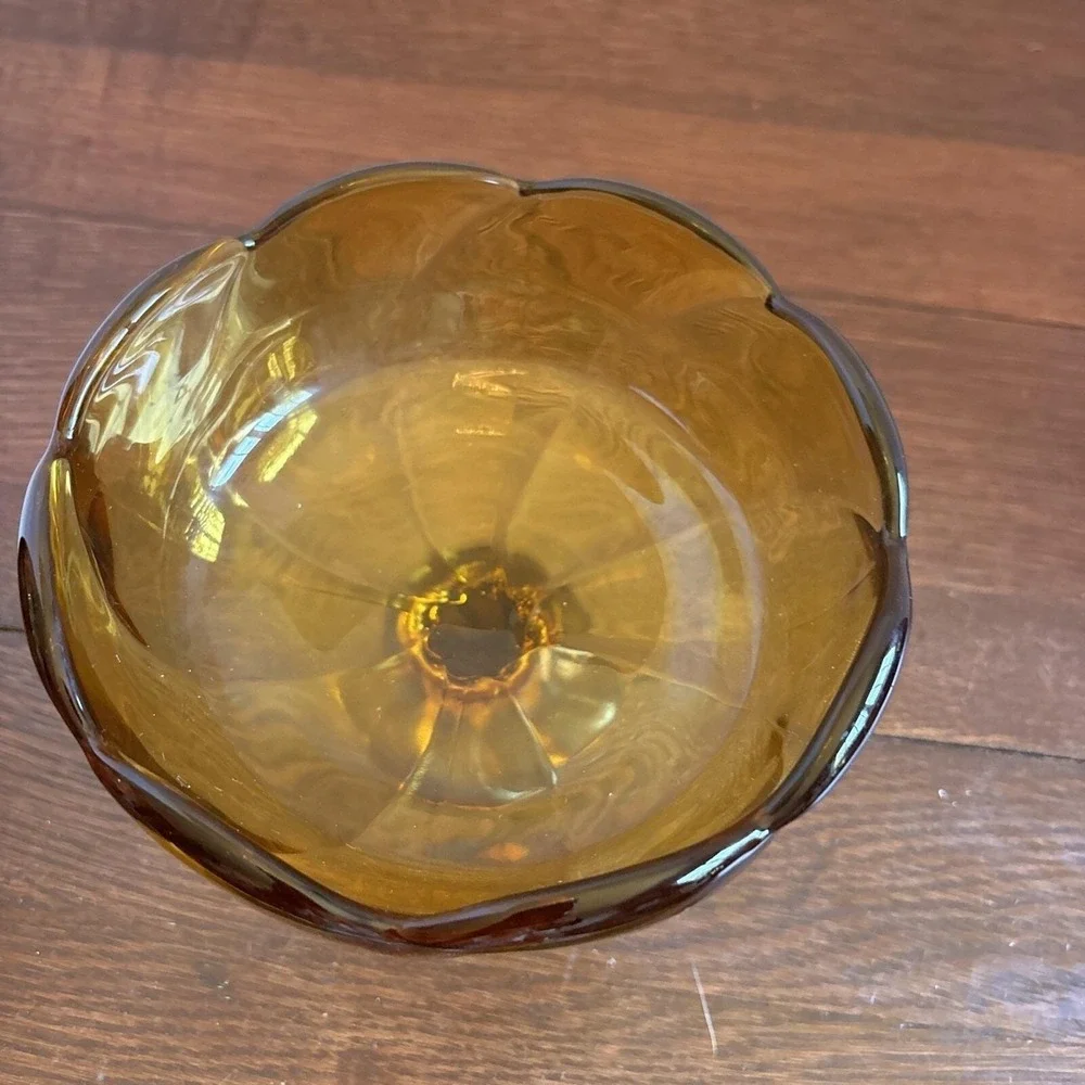 MCM 1960s Viking Glass Amber Compote 8-petal Twisted Swirl Footed Pedestal 5.25